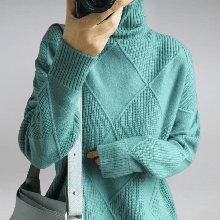 Joanne - Soft turtleneck sweater
